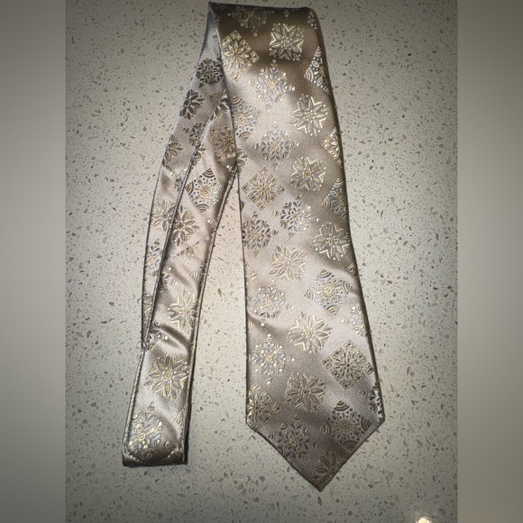 Pronto Uomo Men’s Standard Adult Tie 100% Silk Tan Prism pattern NWT - Picture 1 of 6